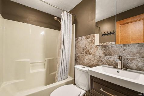 1904 Creeksedge Drive South Bend IN 46635