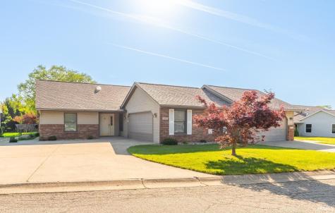 1009 E Sherbrooke Drive Bloomington IN 47401