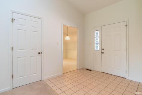 1009 E Sherbrooke Drive Bloomington IN 47401