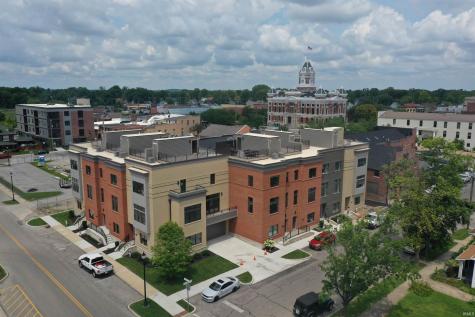76 E Wayne Street Franklin IN 46131