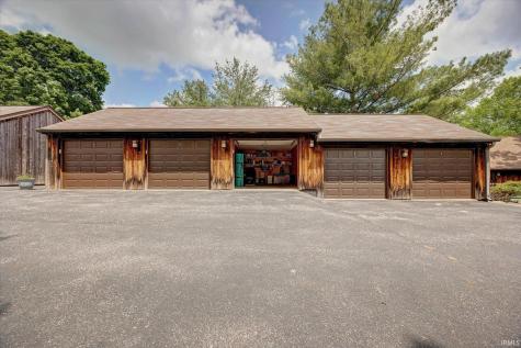 1881 E Eagle Bay Drive Bloomington IN 47401
