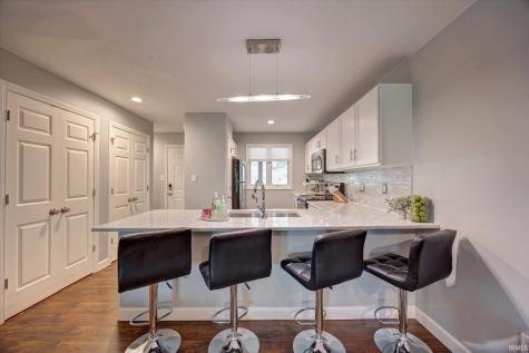 1881 E Eagle Bay Drive Bloomington IN 47401