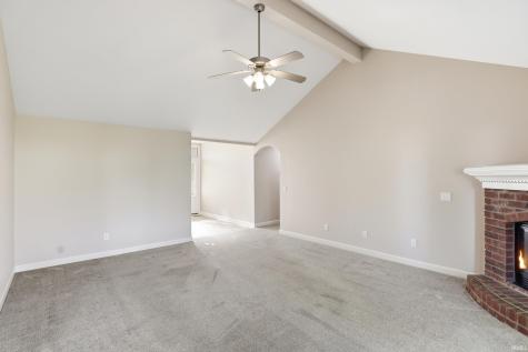 12713 Chaplin Court Fort Wayne IN 46845