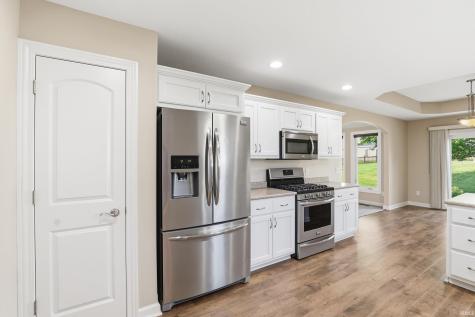 12713 Chaplin Court Fort Wayne IN 46845