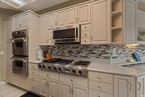 709 Bittersweet Cove Drive Mishawaka IN 46544