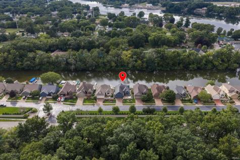709 Bittersweet Cove Drive Mishawaka IN 46544
