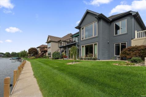 709 Bittersweet Cove Drive Mishawaka IN 46544