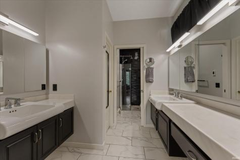 709 Bittersweet Cove Drive Mishawaka IN 46544