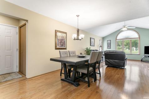3855 Sandpiper Cove Run South Bend IN 46628