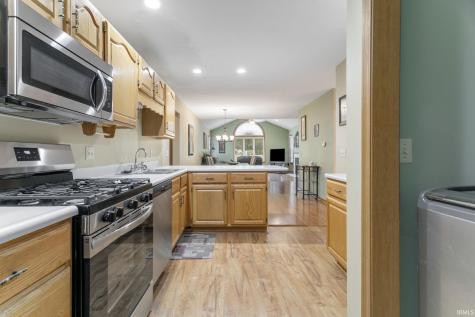 3855 Sandpiper Cove Run South Bend IN 46628