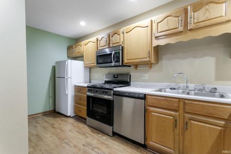 3855 Sandpiper Cove Run South Bend IN 46628