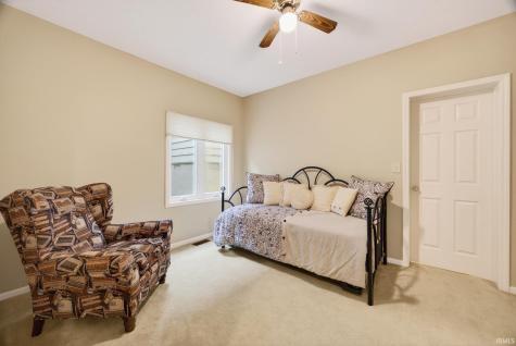 9828 S Harbour Pointe Drive Bloomington IN 47401