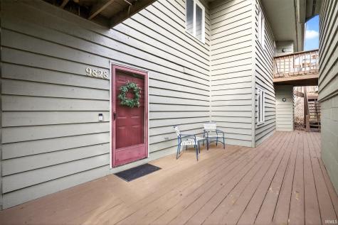 9828 S Harbour Pointe Drive Bloomington IN 47401