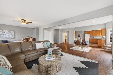 9828 S Harbour Pointe Drive Bloomington IN 47401