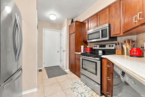 3006 Dockshire Lane Fort Wayne IN 46804