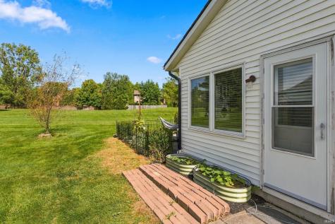 3006 Dockshire Lane Fort Wayne IN 46804