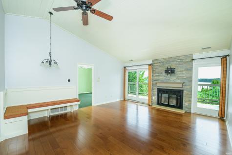 1936 E Waters Edge Drive Bloomington IN 47401