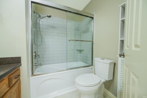 1936 E Waters Edge Drive Bloomington IN 47401