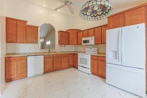 18131 N Cloverleaf Drive South Bend IN 46637