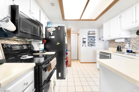 6403 Langwood Boulevard Fort Wayne IN 46835