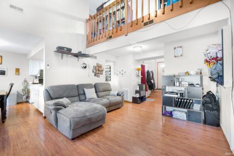 6403 Langwood Boulevard Fort Wayne IN 46835
