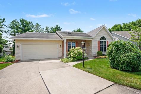 930 Fredericksburg Court South Bend IN 46614