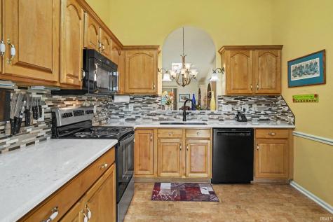 930 Fredericksburg Court South Bend IN 46614