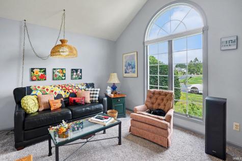 930 Fredericksburg Court South Bend IN 46614