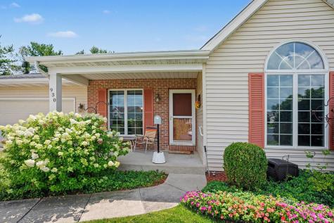 930 Fredericksburg Court South Bend IN 46614