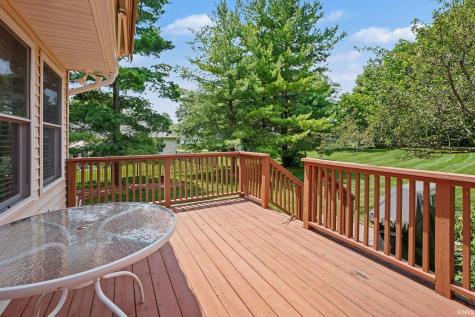 930 Fredericksburg Court South Bend IN 46614