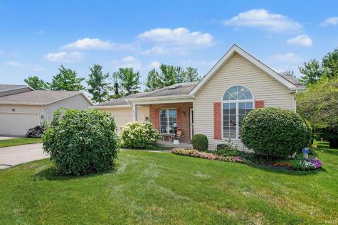930 Fredericksburg Court South Bend IN 46614