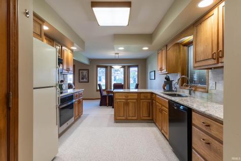 6327 Langley Court Fort Wayne IN 46815