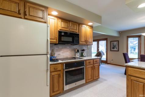 6327 Langley Court Fort Wayne IN 46815