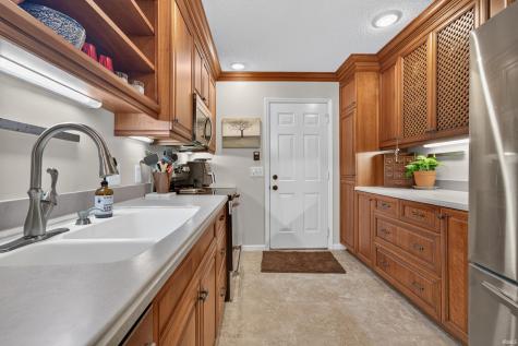 811 Briarwood Lane Marion IN 46952