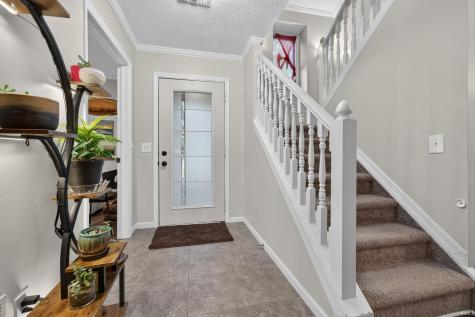 811 Briarwood Lane Marion IN 46952