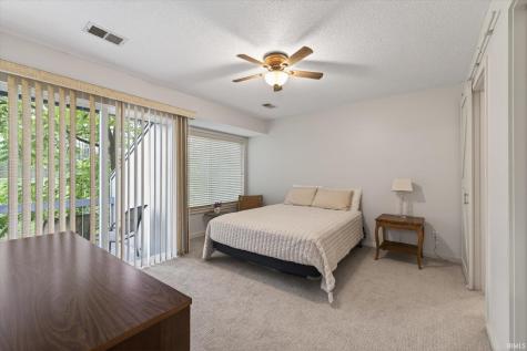 9105 S Pointe Ridge Lane Bloomington IN 47401