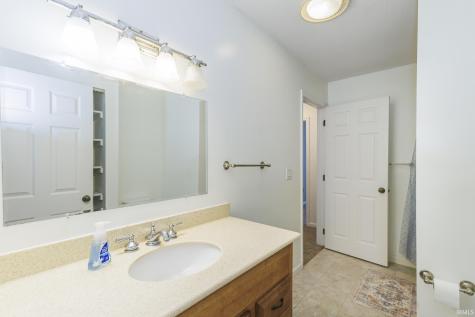 3602 N Lakeside Drive Muncie IN 47304