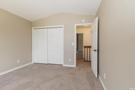 3602 N Lakeside Drive Muncie IN 47304