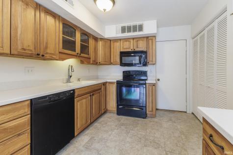 3602 N Lakeside Drive Muncie IN 47304