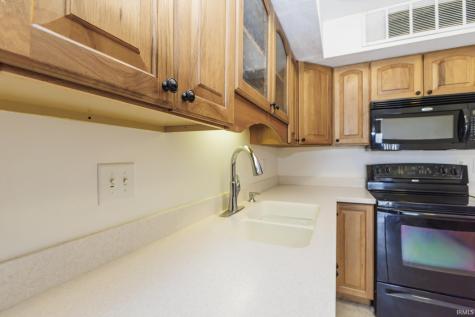3602 N Lakeside Drive Muncie IN 47304