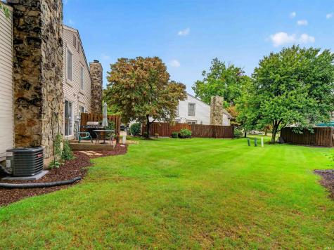 6147 Crofton Drive Fort Wayne IN 46835