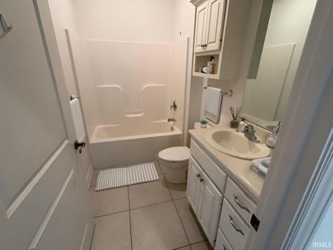 4321 Foxknoll Cove Fort Wayne IN 46835