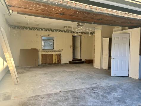 9531 S Harbour Pointe Drive Bloomington IN 47401