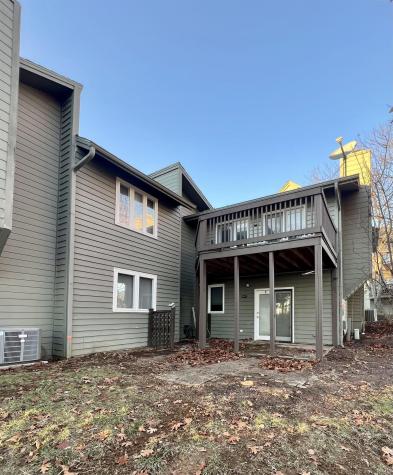 9531 S Harbour Pointe Drive Bloomington IN 47401