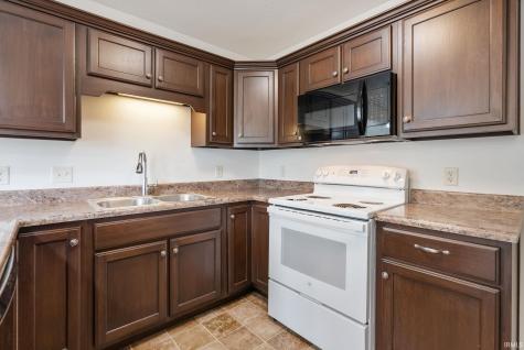 457 Kings Crossing Huntington IN 46750