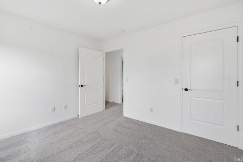 457 Kings Crossing Huntington IN 46750