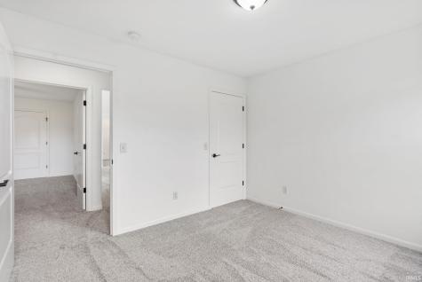 457 Kings Crossing Huntington IN 46750
