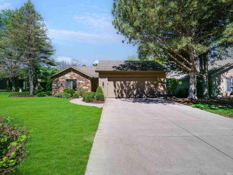 6518 E Canal Pointe Lane Fort Wayne IN 46804