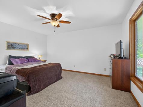 6518 E Canal Pointe Lane Fort Wayne IN 46804