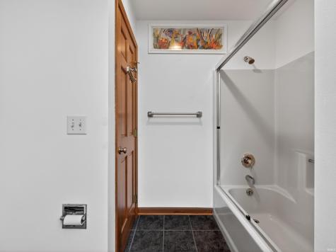 6518 E Canal Pointe Lane Fort Wayne IN 46804